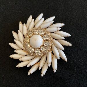 Judy Lee Clear Rhinestone and Milk Glass Flower Brooch